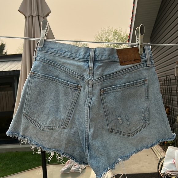 Denim Forum Artizia jean shorts - Picture 3 of 4